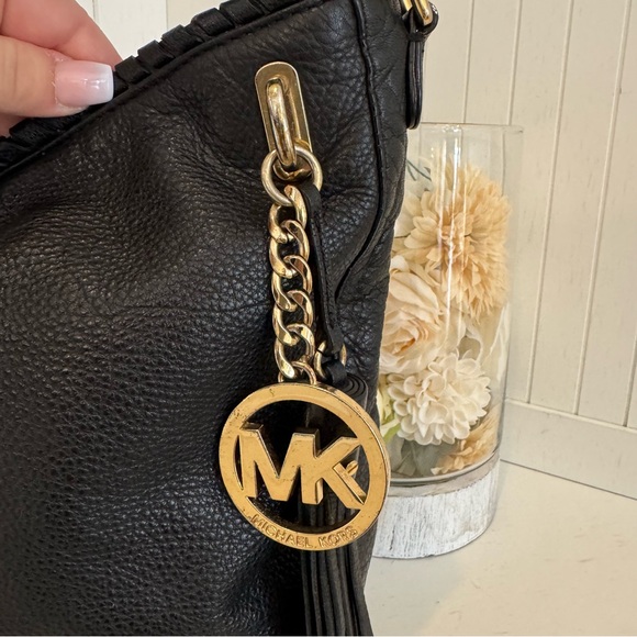 MICHAEL KORS Black Leather Hobo Handbag With Braided Handle & Fringe - Worn Once - Picture 5 of 10